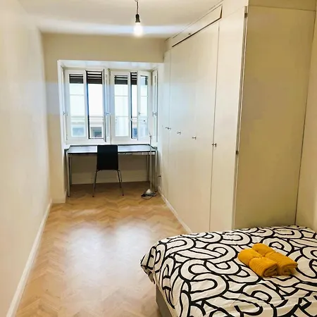 3 Old Town Flat, Munster - Self Checkin - New