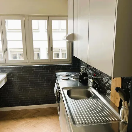 3 Old Town Flat, Munster - Self Checkin - New